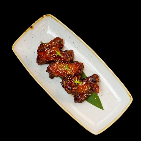 Курячі крильця (215г)