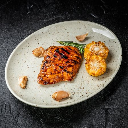 Гриль стейк из курицы (175/115/25г) Гриль стейк из курицы (175/115/25г)